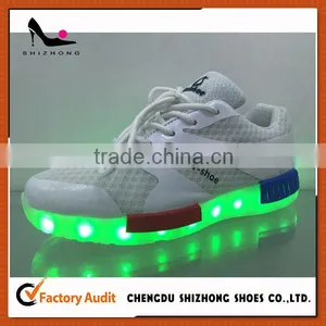 Fashionable NMD Led Light Running Shoes Light and Soft for Men and Women Kids Runners thumbnail-1