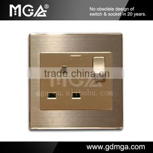 MGA Q7L Series British Socket With Switch thumbnail-1