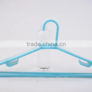 5pcs Plastic Hanger thumbnail-1