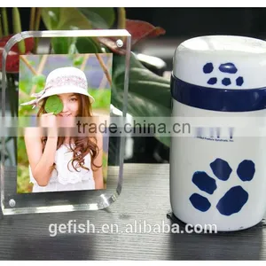 Fancy Customized 4x6 5x7 6x8 8x10 Acrylic Magnet Photo Frame thumbnail-1