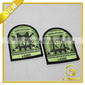 Eco-friendly Customized Clothing Embroidery Woven Label thumbnail-1
