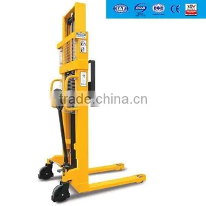 1.0 Ton Manual Stacker thumbnail-1