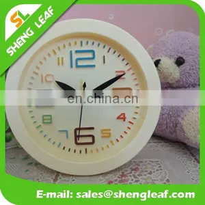 Round the Clock Students' Bedside Clock Round Alarm Clock thumbnail-1