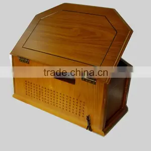 Old Fashioned Record Player With 3 Speed LP and Aux Input and RCA Stereo Ouput thumbnail-5
