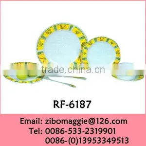Round Shape 4 People Used Promotion Fine Ceramic Dinner Set With Custom Print thumbnail-1