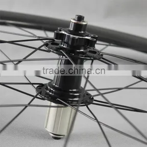 Tuleless Carbon Wheelset Disc Hub Wheels 50mm Clincher Road thumbnail-2