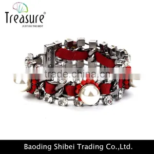 China Cheap Wholesale Pearl Rhinestone Mosaic Bracelet Jewelry New Design in 2016 thumbnail-5
