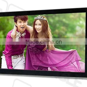 Suprl Custom 32" Rounded Wall Hanging Android Network Advertising Player thumbnail-1