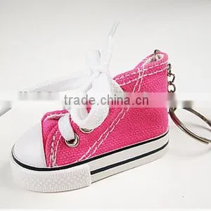 Wholesale 2016 Mini Shoe Keychains/Custom Shoes Keychains Wiht Logo Printing thumbnail-1