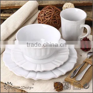 Embossed Solid Color 16pcs Dinnerware Set thumbnail-1