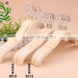 Wooden Hanher for Clothes thumbnail-2