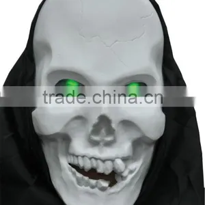 Adult White Hologram Skull Mask thumbnail-1