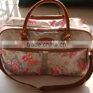 Polyester Fashionable Cheap Washable Duffle Bag Weekend Bag OEM Service in China thumbnail-3