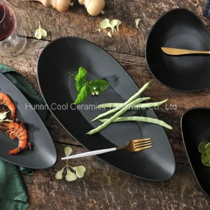 Wholesale Black Porcelain Triangle Shallow Ceramic Bowl thumbnail-3