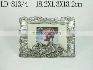 Fashion Square Pewter-plated Metal Picture Frame thumbnail-1