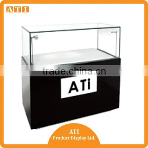 ATI OEM Qrade White and Black Bendiong Type Acrylic Watch Display Stand thumbnail-4