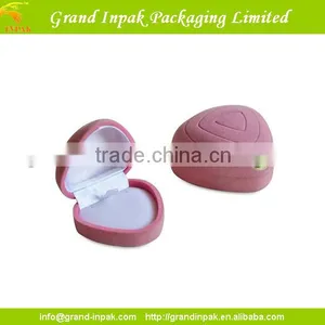 Heart-shaped Wedding Dresses Flocked Velvet Ring Jewelry Box thumbnail-1