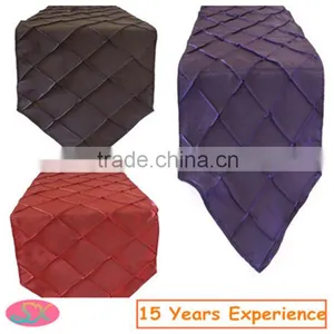 Top 10 10 Years Experience Modern Table Runner Sizes thumbnail-1