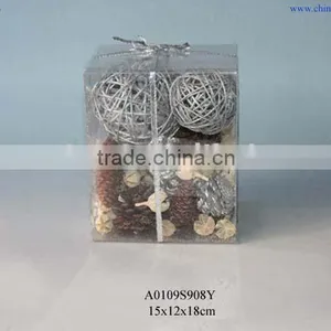 Christmas Pinecone Decoration thumbnail-1