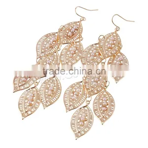 Fashion Geometric Plastic Pearl Zinc Alloy Earring Dubai Gold Jewelry Earring thumbnail-2