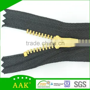 Ladies Jeans Factory China Matching Production 4# Brass y Teeth C/E Zippers thumbnail-2