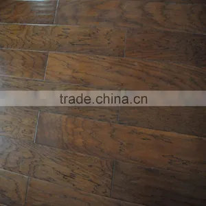 Hard-Wearing American Pecan Antique Engineered Solid Wood Flooring thumbnail-1