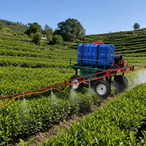 Self Propelled Electric Farm Sprayer With 600L Tank Remote Control Boom Spraying Equipment thumbnail-3