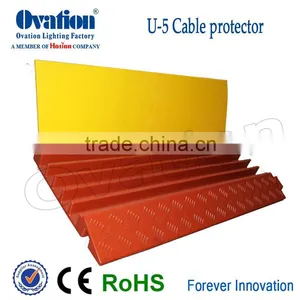 Factory Direct Price Ramps for Trucks Rubber 5 Channel Cable Cross Made of PU 5 Channel PU Cable Cross Stage Cable Protector thumbnail-1