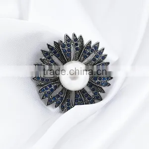 Europe and the United States Fashion Alloy Big Pearl Brooch Blace Charming Jewelry thumbnail-4