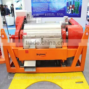 Crude Oil Drilling Equipment China Manufacture Sludge Dewatering Decanter Centrifuge thumbnail-1
