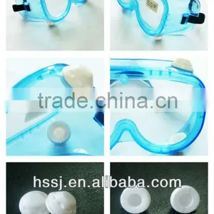 4 Vents CE Security Security Goggles Wide Vision Surgical & Working Safety PVC Safety Goggles , Protect Against Chemical Splash thumbnail-2