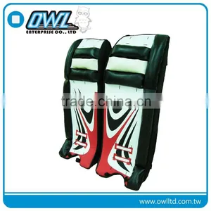 Hockey Goalie Pad thumbnail-1
