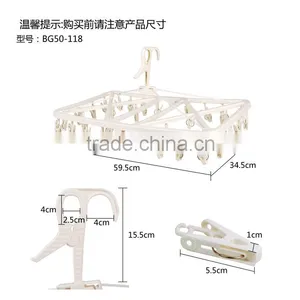 Plastic Cloth Hanger & Hook thumbnail-3