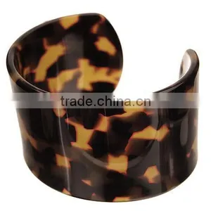 Cellulose Acetate Handmade Tortoise Shell Cuff Bracelet thumbnail-4