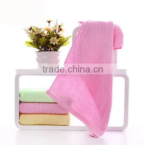 Pineapple Check Solid Color Towel thumbnail-3