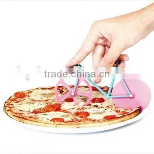 New Creative Bike Pizza Cutter Kitchen Leisure Time Pizza Cutter Stainless Steel Useful Multifunction thumbnail-4