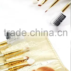 Golden 7 Pieces Of Cosmetics Makeup Brush Set thumbnail-6