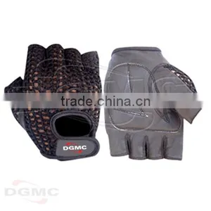 Weightlifting Crochet Gloves thumbnail-1