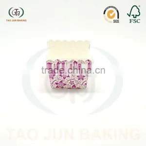 Disposable Square Paper Baking Cups for Cakes Tool thumbnail-4