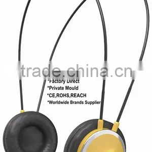 Light Weight Headphones With Detachable Speaker Detachable Mic thumbnail-3