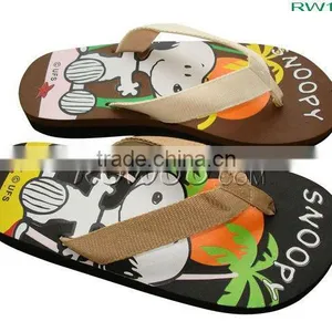 RW16635 Kids' Snoppy Slippers thumbnail-1