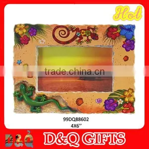 Souvenir Resin Photo Frame thumbnail-1