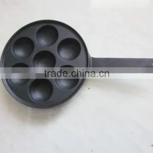 Cast Aluminum Cake Pan thumbnail-1