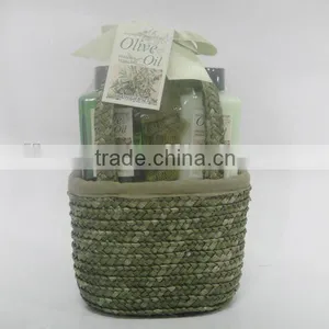 Grass Bakset Bath Gift Set thumbnail-1