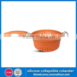 Silicone Kitchenware Collapsible Colander With Handle thumbnail-1