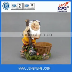 Polyresin Garden Dwarfs thumbnail-1