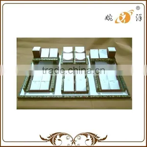 Jewelry Display Leather Fashion Jewelry Rack Red Bridal Jewelry Set thumbnail-3