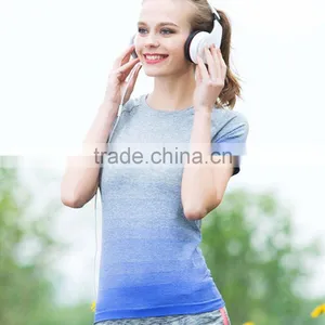 Custom Women Seamless Nylon Yoga T Shirt thumbnail-4