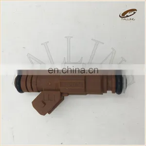 High Performance 4 Holes Auto Fuel Patrol Injector 9186340 0280155831 0280 155 831 0 280 155 831 For Volv o C60 S60 C70 V70 S80 thumbnail-1
