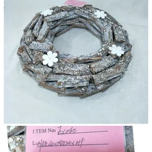 Poplar Bark Flower Wreath thumbnail-3